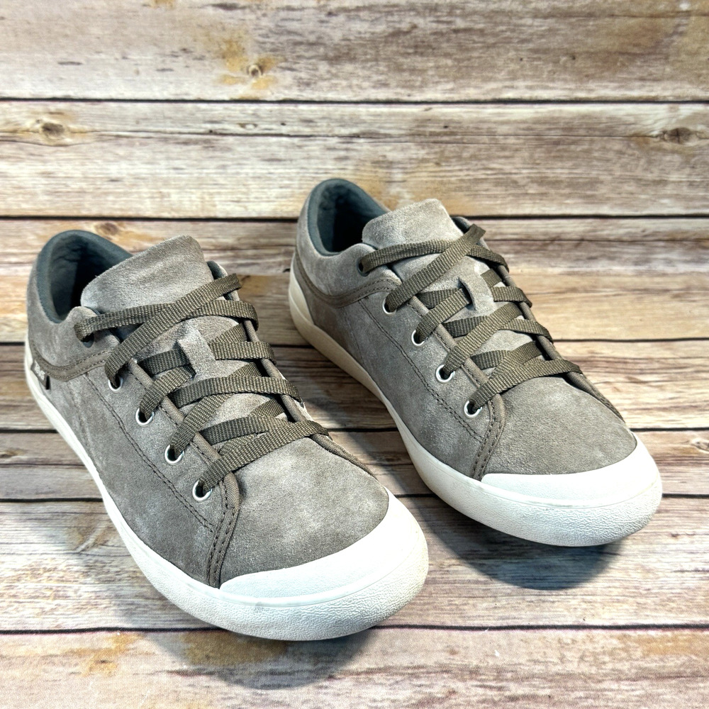 Teva Womens Freewheel Mushroom Tan Suede Minimalist Casual Sneakers 9.5